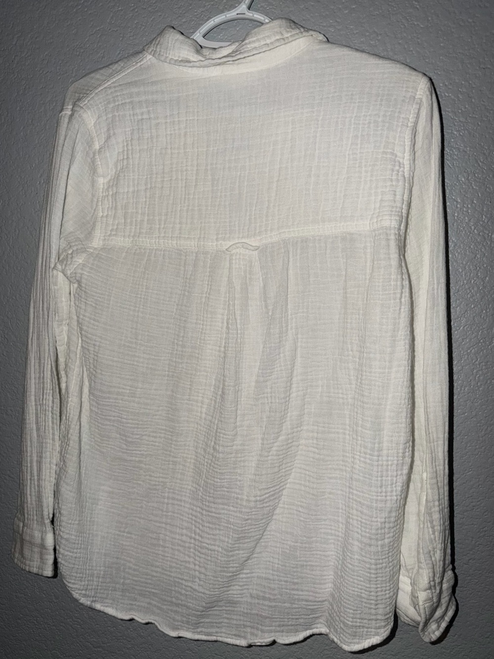 beachlunchlounge 100% Cotton white Gauze Button-Down Shirt - Picture 8 of 15